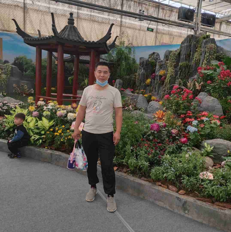 受伤的痴情男的第一张照片--济南中老年相亲网